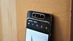 Recensione Samsung Galaxy A80 (2019): la fotocamera rotante non basta