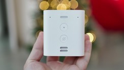 Recensione Amazon Echo Flex: piccolo, comodo ed espandibile